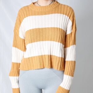 American Eagle Outfitters Gold and White Striped Cropped Pullover Sweater. Small
